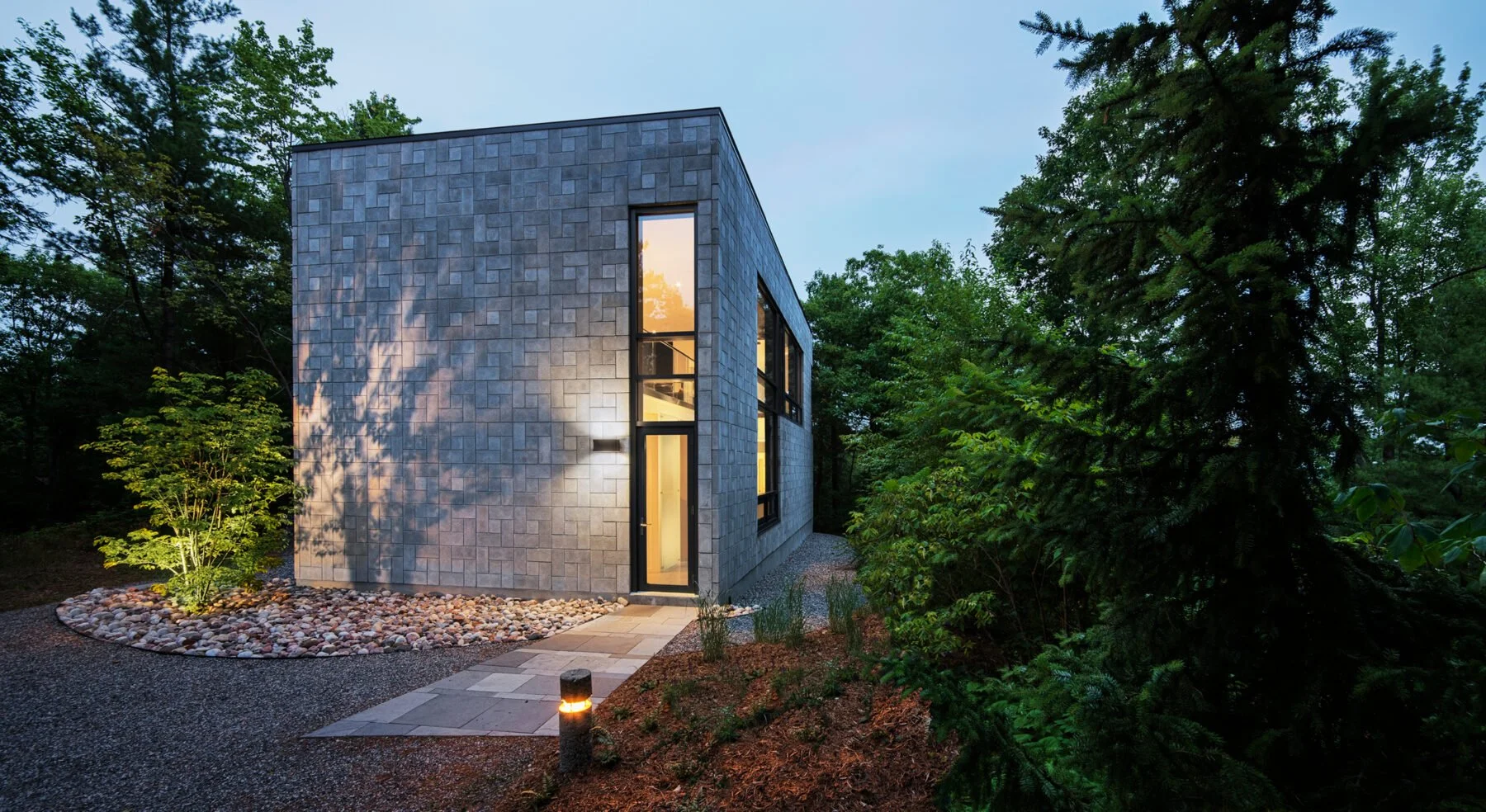 Exterior shot of Chelsea Hill House front entrance